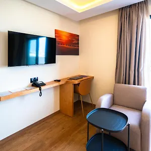 3* Hotel Unico Maarif